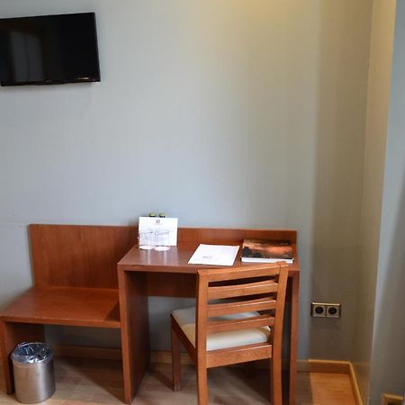 Hotel Alda Palacio Valdes Avilés Екстериор снимка