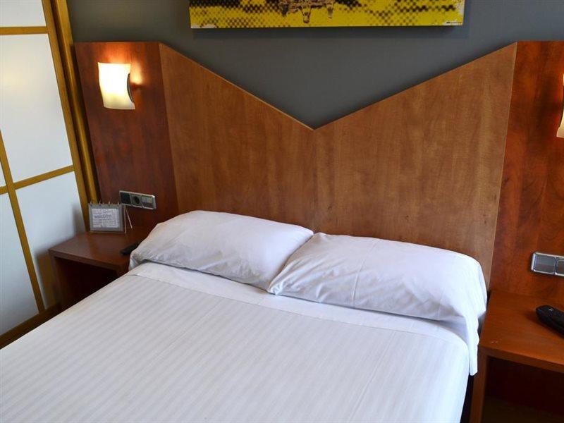 Hotel Alda Palacio Valdes Avilés Екстериор снимка