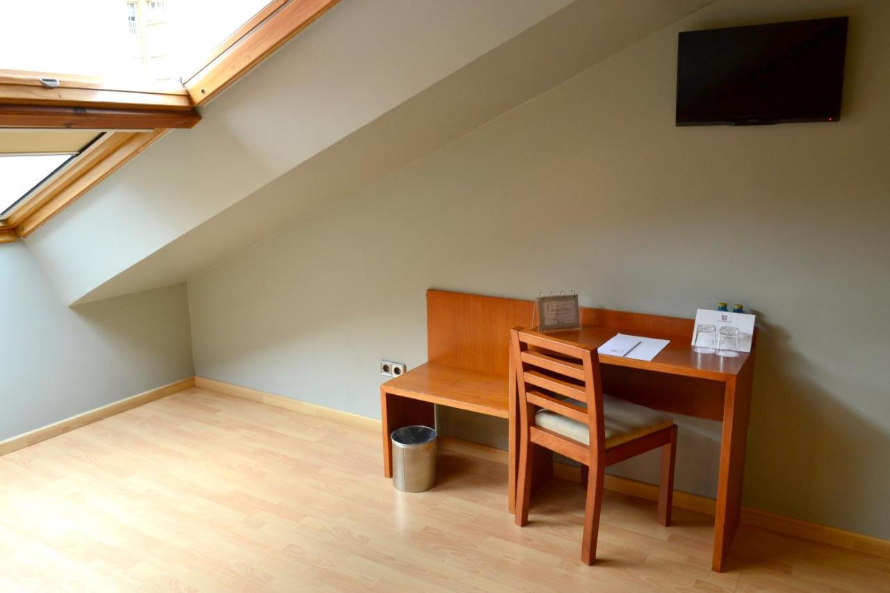 Hotel Alda Palacio Valdes Avilés Екстериор снимка